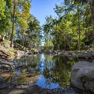Resort Cedar Creek, Mount Tamborine